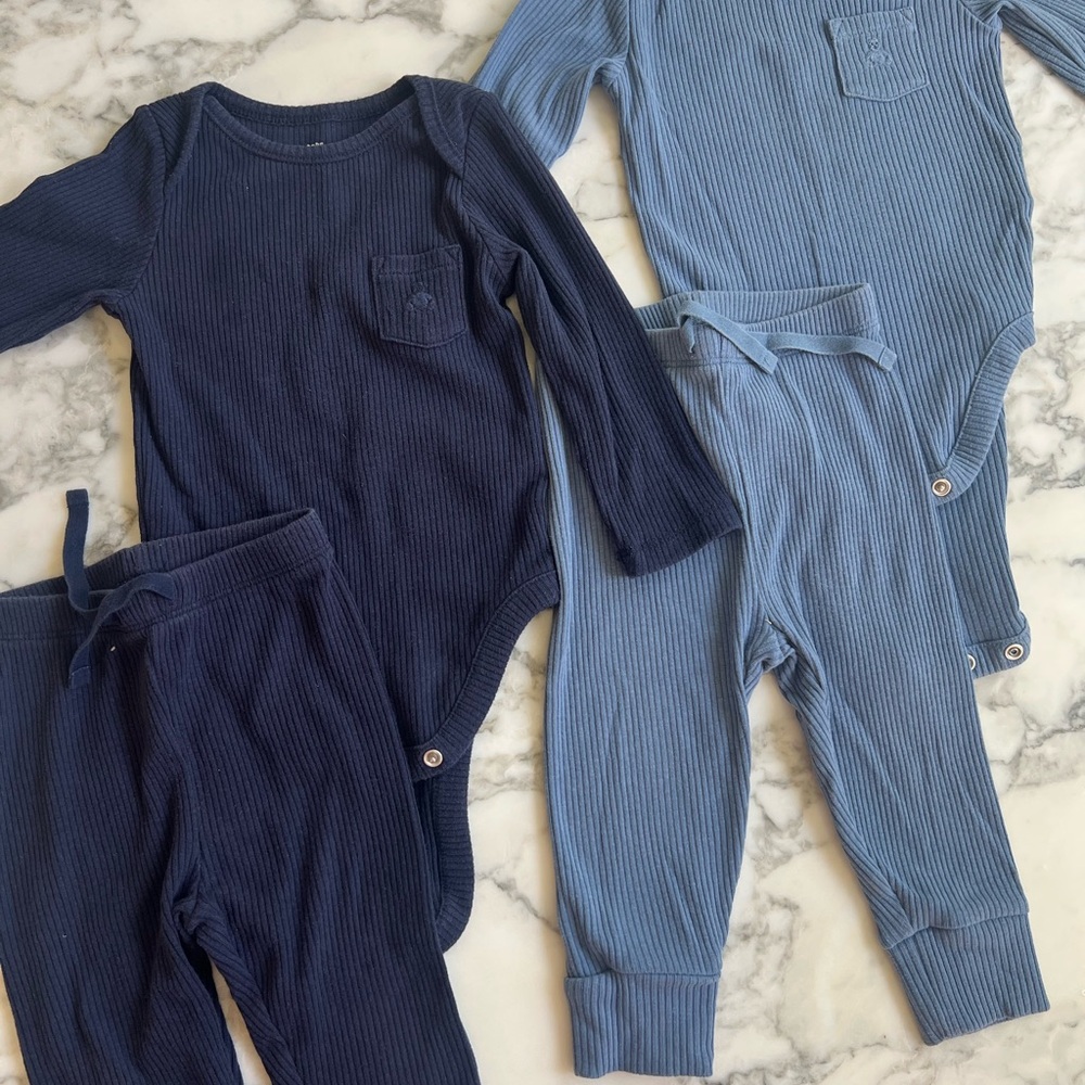 Baby Gap Lot of 7 pieces ribbed long sleeve onesies and leggings 6-12mos